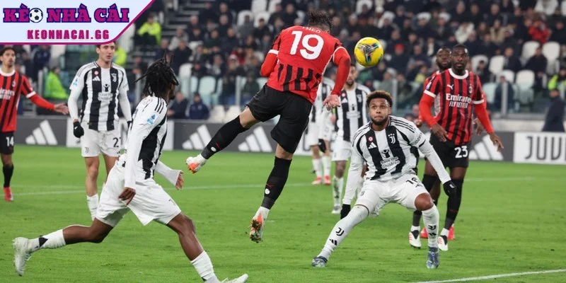 Khu vực trung tuyến sẽ được bổ sung bằng những tiền vệ trẻ Khu vực trung tuyến sẽ được bổ sung bằng những tiền vệ trẻ